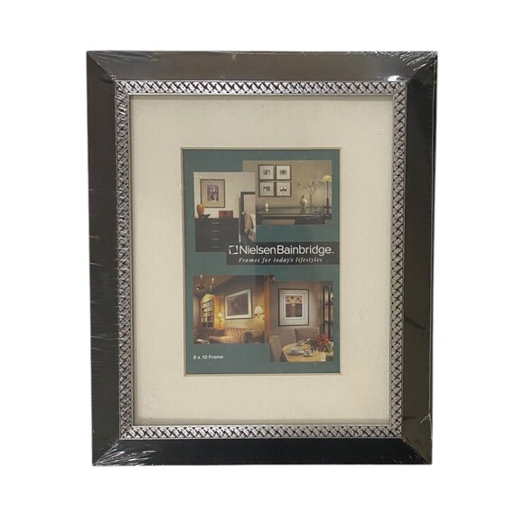 Nielsen Bainbridge Photo Frame Matte Black w/Sliver Rope Design For 8 X 10 Pic - Picture 2 of 7